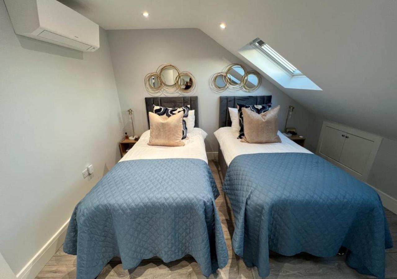 Aisiki Apartments At Stanhope Road, North Finchley, Airconditioned Multiple 2 Or 3-Bedroom, Pet-Friendly Duplex Flats, King Or Twin Beds, Airconditioned & Free Wi-Fi Экстерьер фото