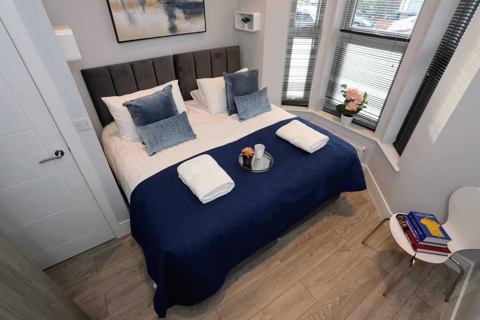 Aisiki Apartments At Stanhope Road, North Finchley, Airconditioned Multiple 2 Or 3-Bedroom, Pet-Friendly Duplex Flats, King Or Twin Beds, Airconditioned & Free Wi-Fi Экстерьер фото