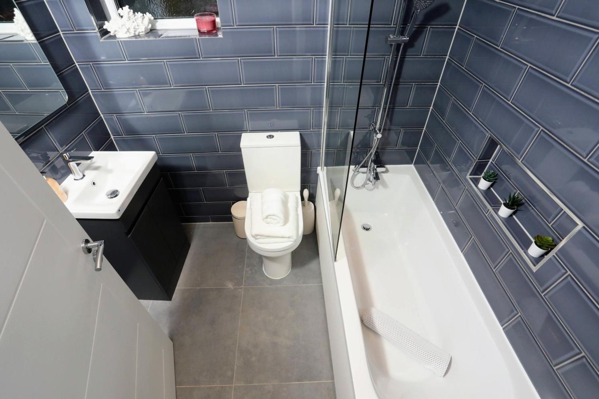 Aisiki Apartments At Stanhope Road, North Finchley, Airconditioned Multiple 2 Or 3-Bedroom, Pet-Friendly Duplex Flats, King Or Twin Beds, Airconditioned & Free Wi-Fi Экстерьер фото