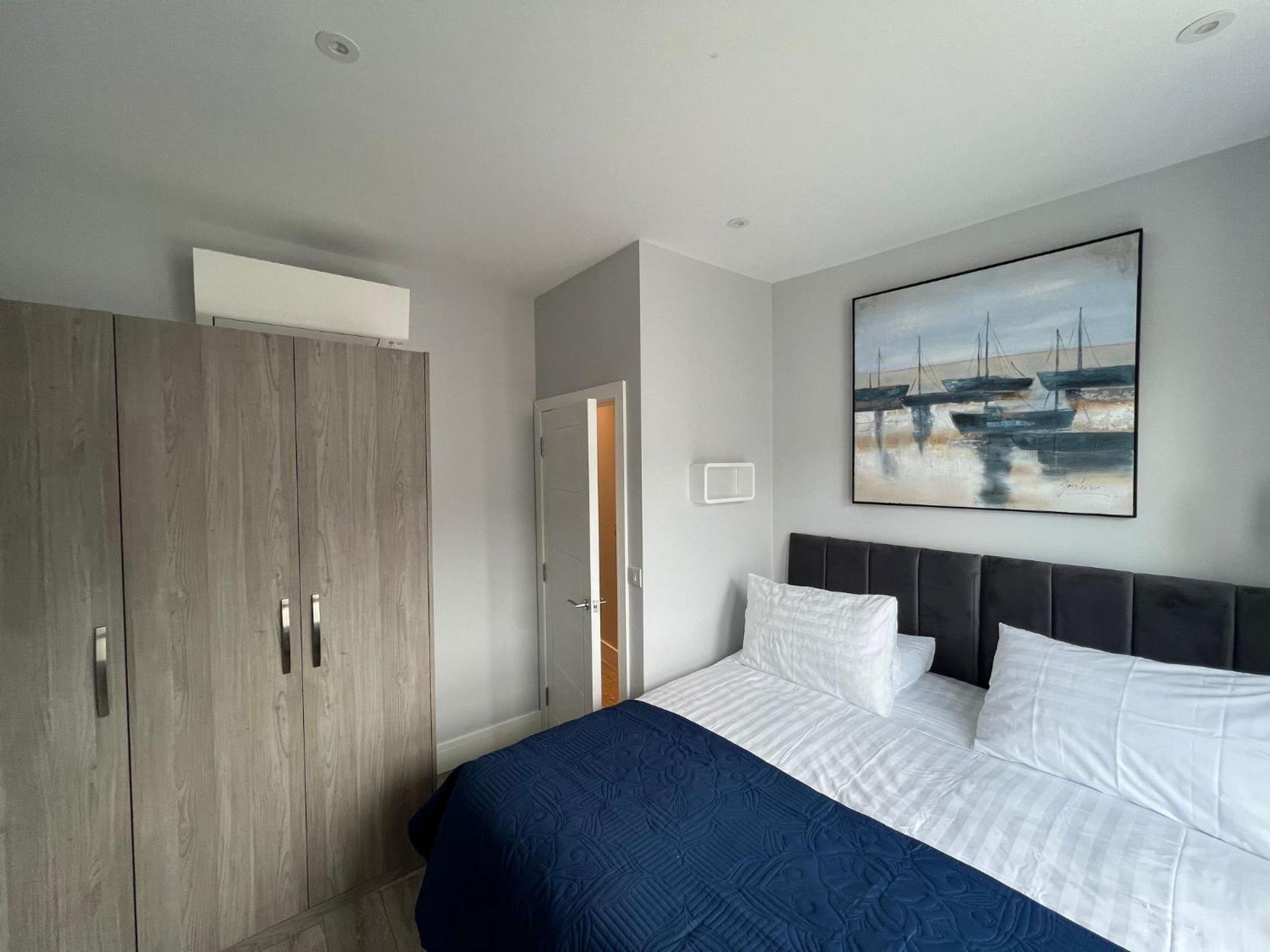 Aisiki Apartments At Stanhope Road, North Finchley, Airconditioned Multiple 2 Or 3-Bedroom, Pet-Friendly Duplex Flats, King Or Twin Beds, Airconditioned & Free Wi-Fi Экстерьер фото